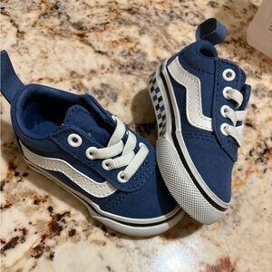 Vans size 3 toddler sneak